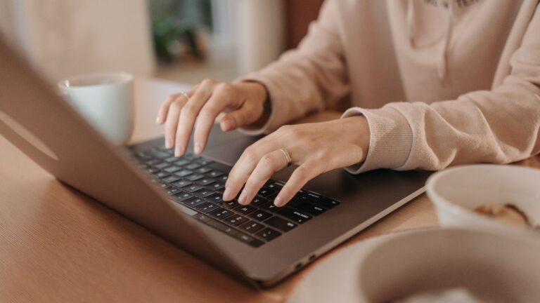 How to use Vlookup in excel